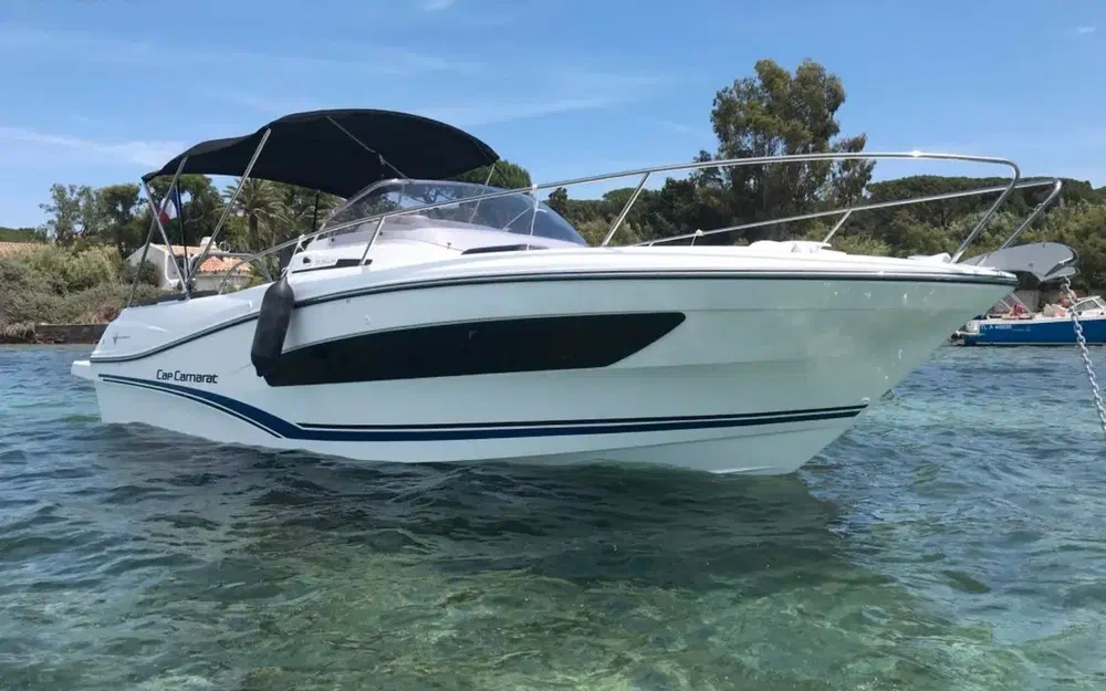 slider 1 Jeanneau Cap Camarat 7.5 WA