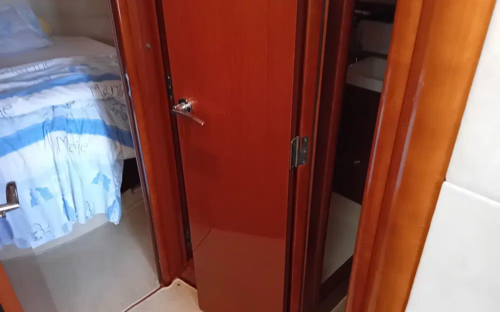 slider 15 Jeanneau Prestige 42