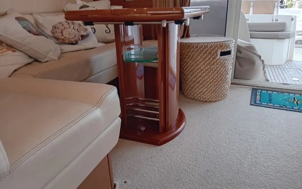 slider 16 Jeanneau Prestige 42