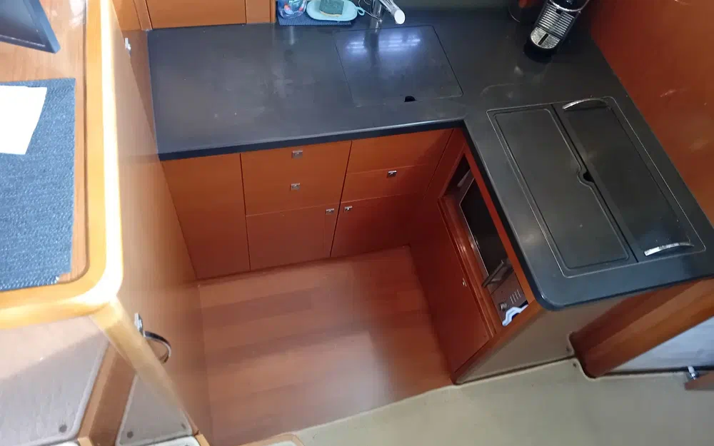 slider 18 Jeanneau Prestige 42