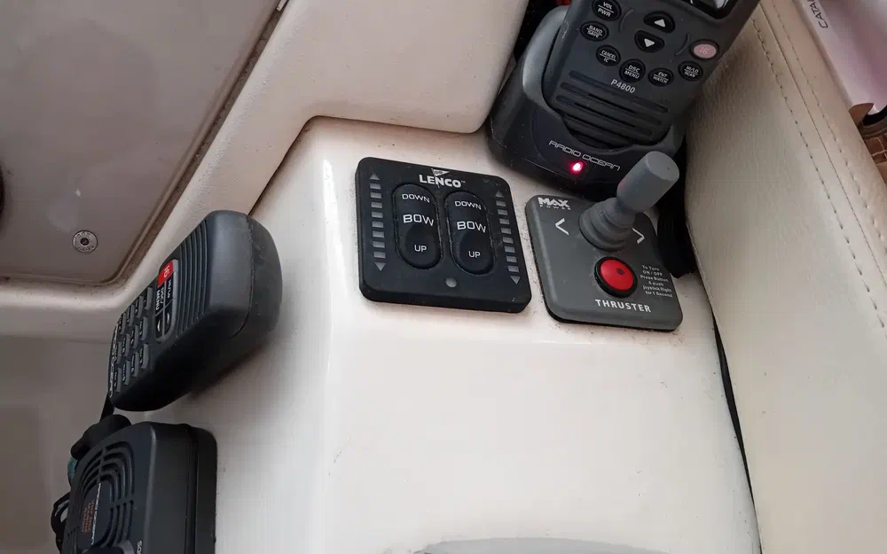 slider 20 Jeanneau Prestige 42