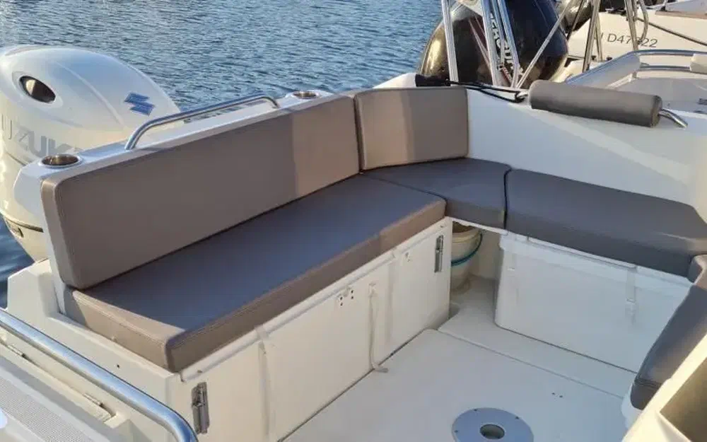 slider 2 Quicksilver Activ 755 Cruiser