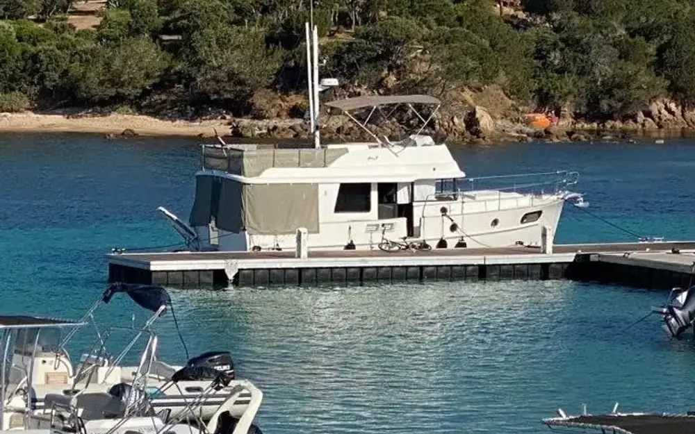 slider 39 Beneteau Swift Trawler 44