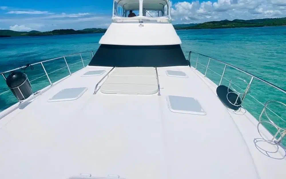 slider 1 Riviera 51 Flybridge