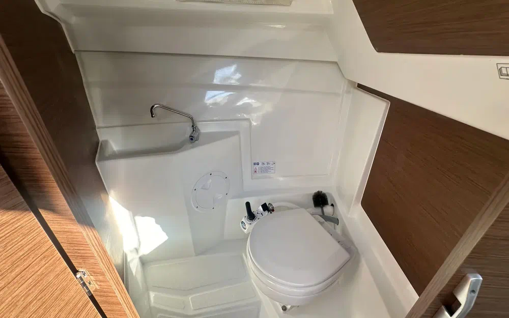 slider 33 Jeanneau Merry Fisher 695