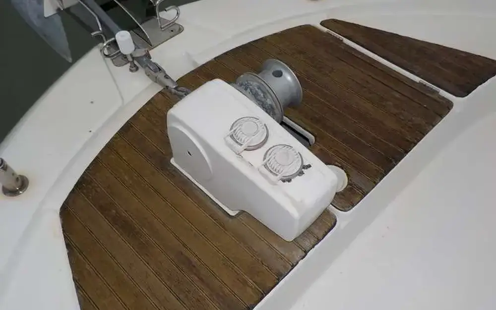 slider 15 Beneteau Antares 10.80 Fly