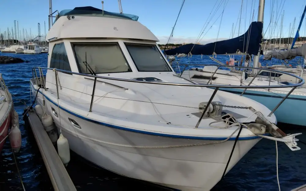 slider 3 Beneteau Antares 905 Fly