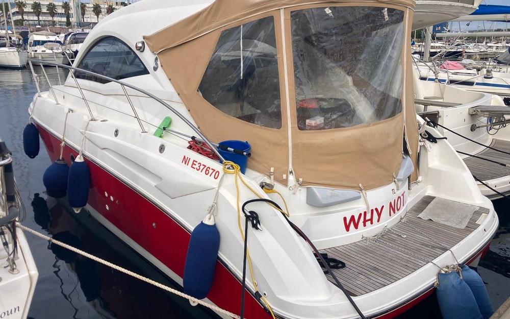 slider 1 Beneteau Monte Carlo 32 HT