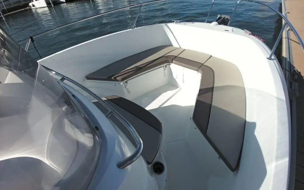 slider 10 Jeanneau Cap Camarat 7.5 CC
