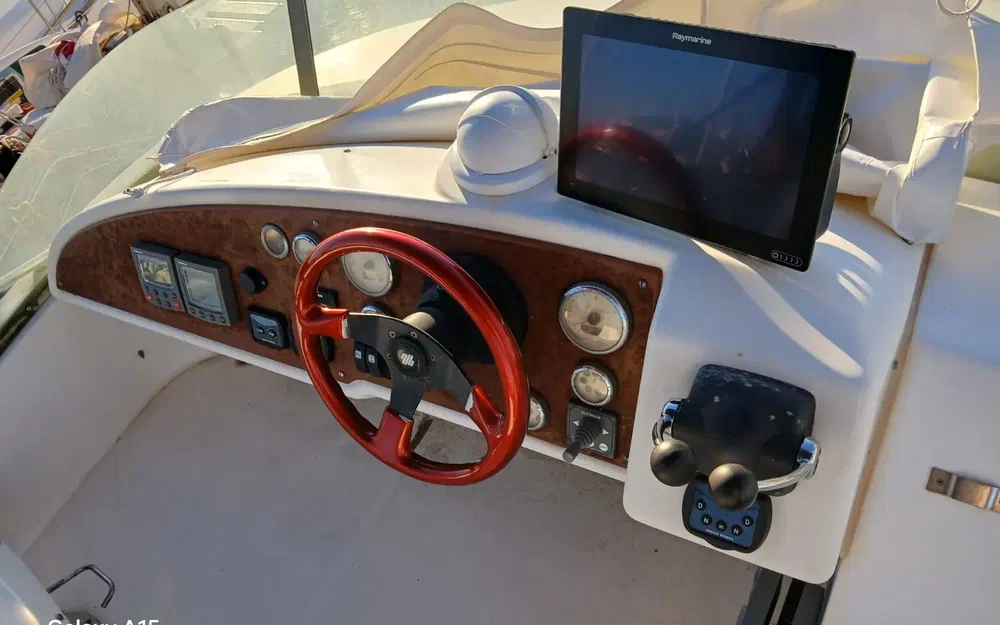 slider 9 Prestige Yachts 36