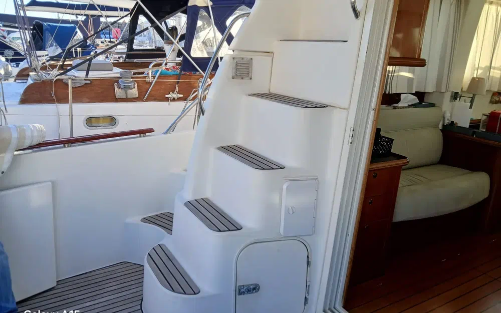 slider 11 Prestige Yachts 36 Fly