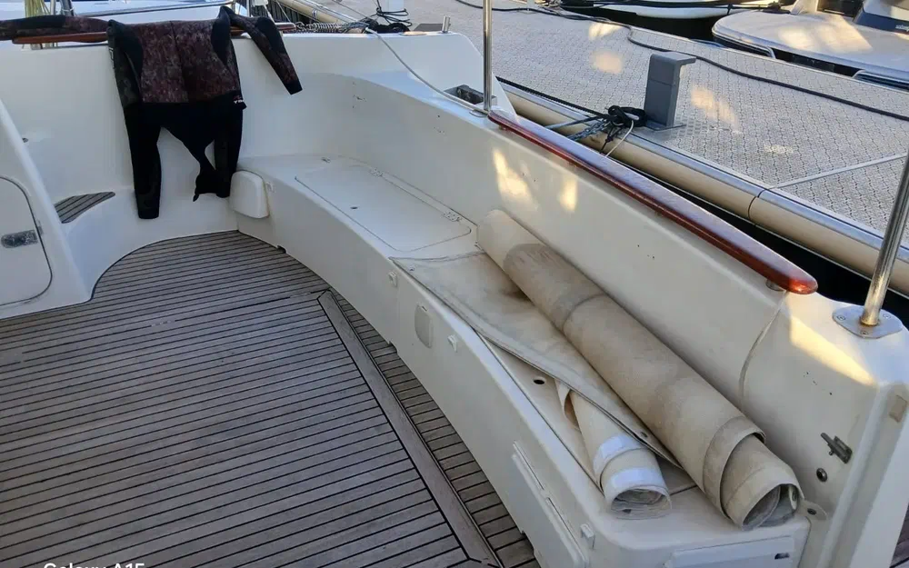 slider 12 Prestige Yachts 36