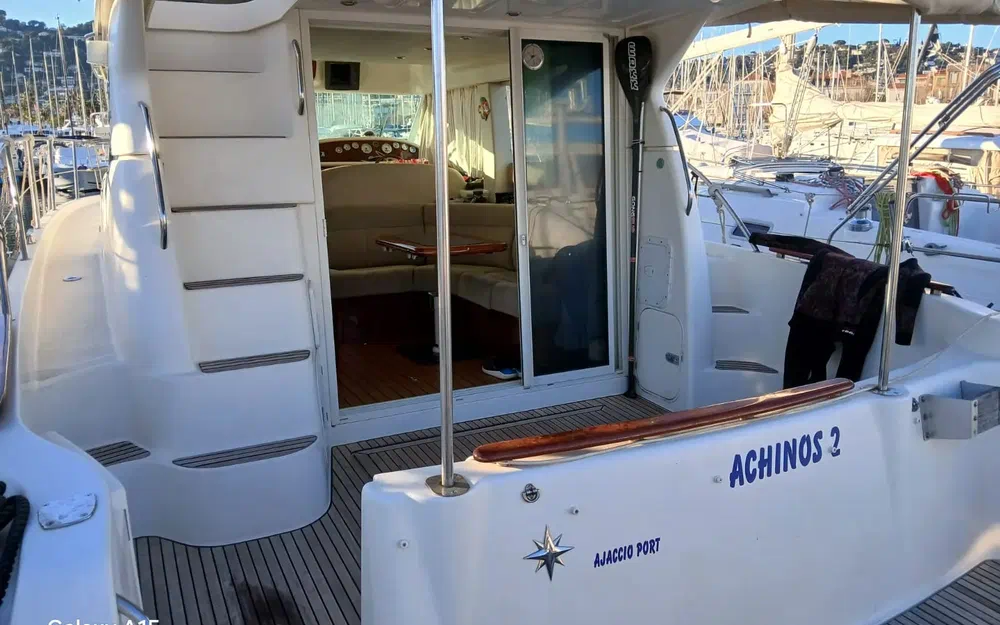 slider 4 Prestige Yachts 36