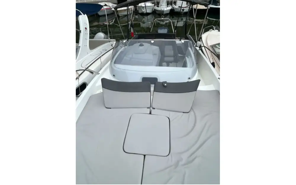 slider 14 Jeanneau Cap Camarat 7.5 WA Serie 2