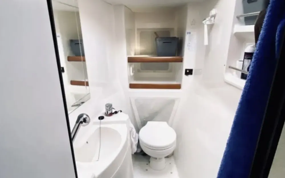 slider 17 Fountaine Pajot Greenland 34 - null