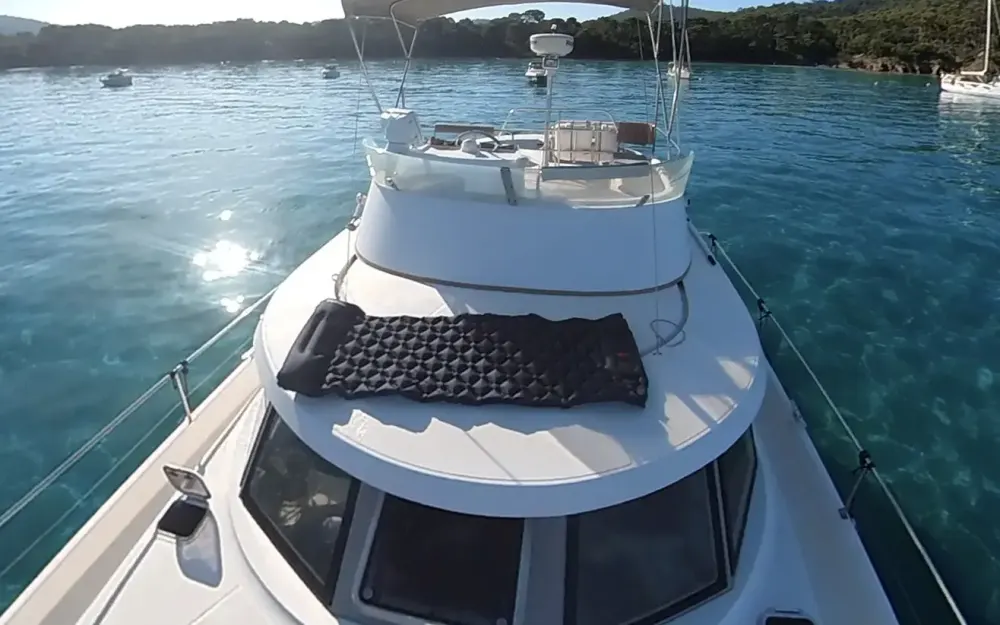 slider 1 Fountaine Pajot Greenland 34 - null