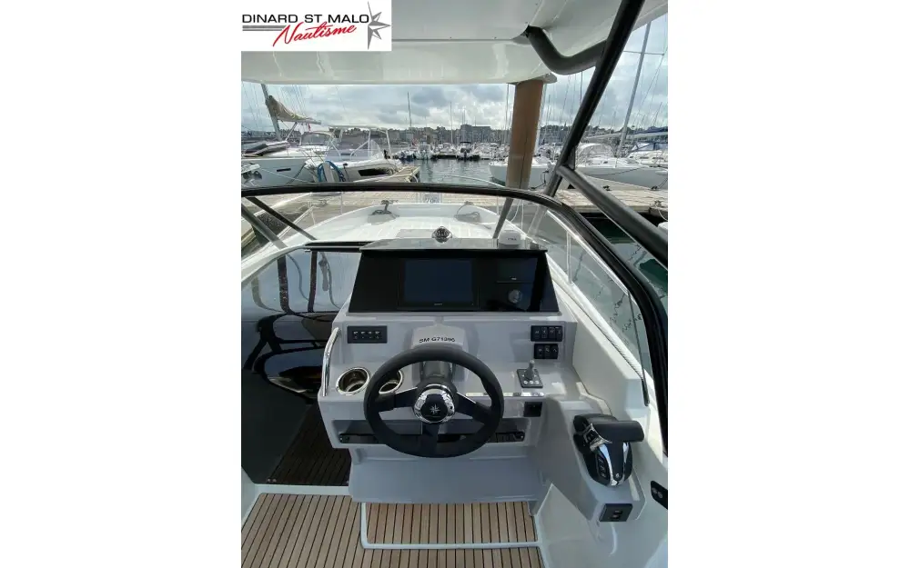 slider 2 Jeanneau Cap Camarat 7.5 WA Serie 3