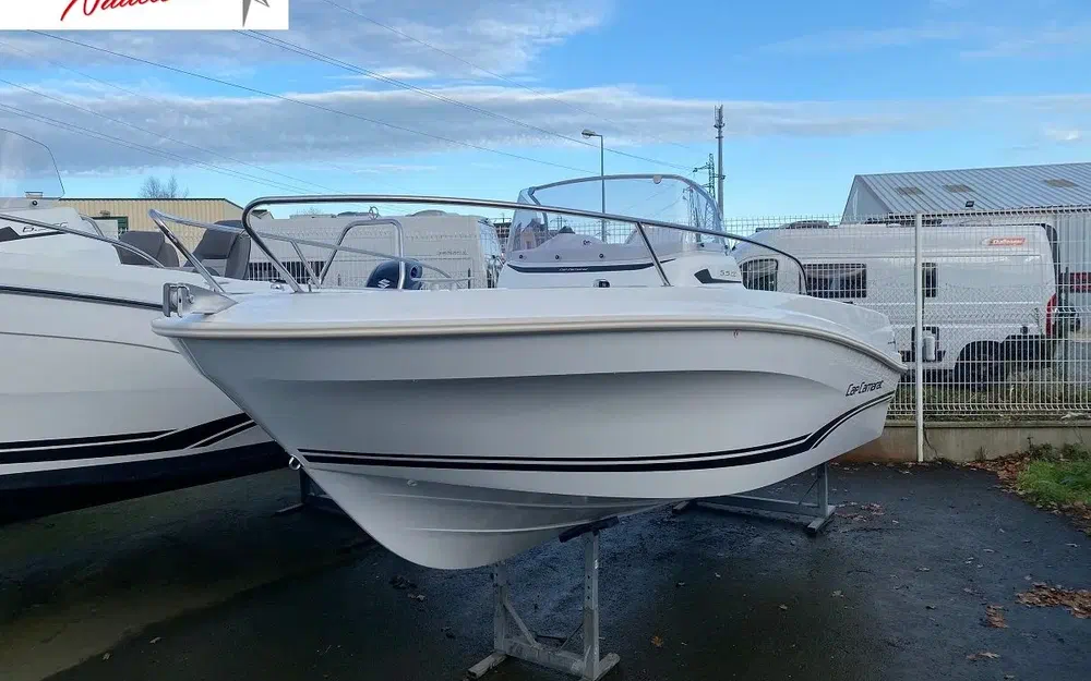 slider 0 Jeanneau Cap Camarat 5.5 CC