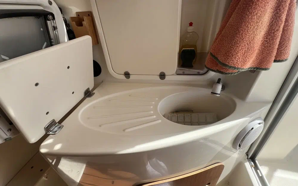 slider 19 Jeanneau Merry Fisher 725