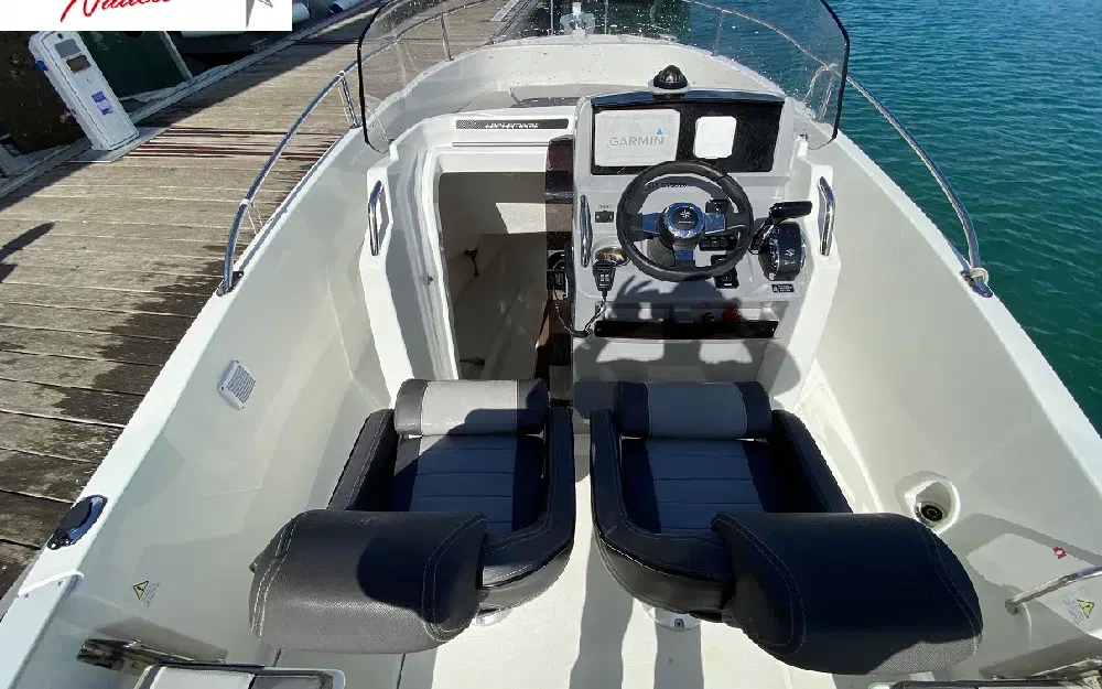 slider 9 Jeanneau Cap Camarat 6.5 CC Serie 3