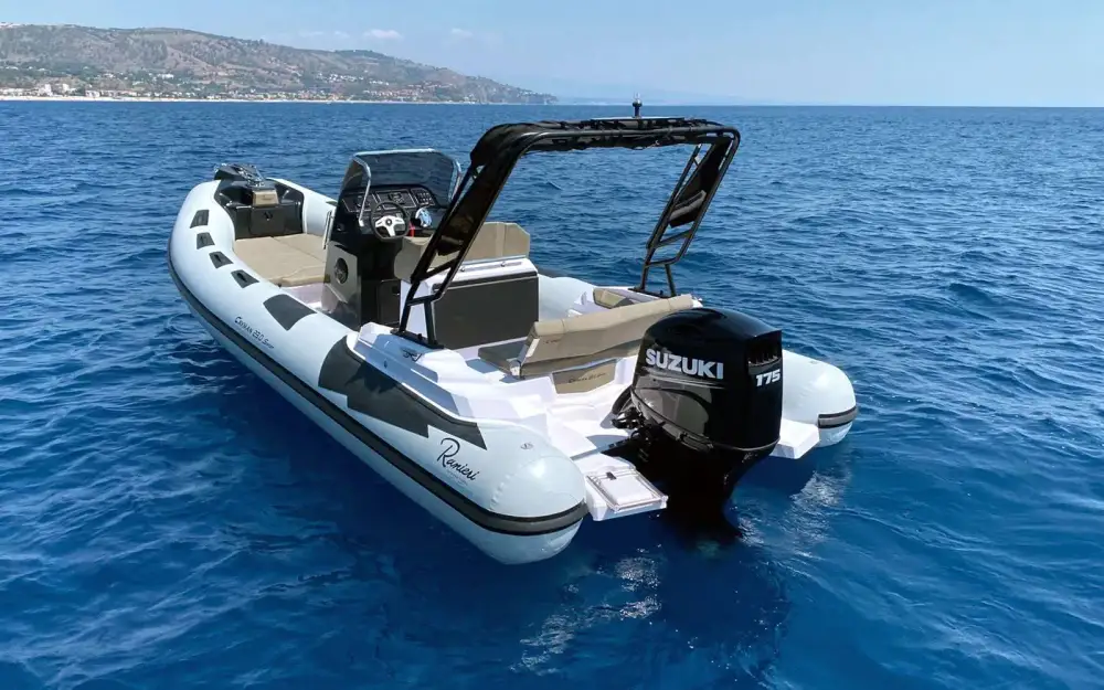 slider 6 Ranieri Cayman 23 Sport