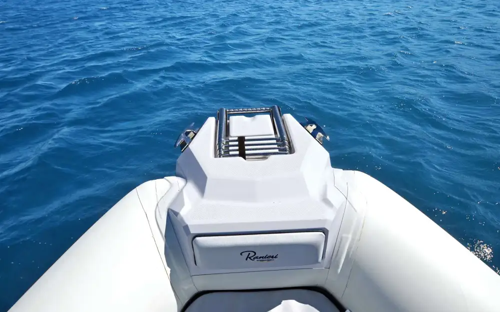 slider 9 Ranieri Cayman 31 Sport Touring