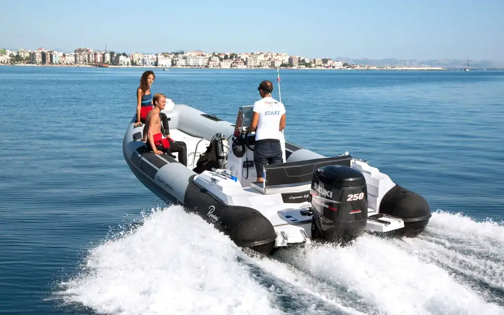 slider 0 Ranieri Cayman 26 Sport Diving