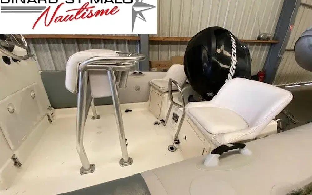 slider 12 Zodiac Pro Open 550