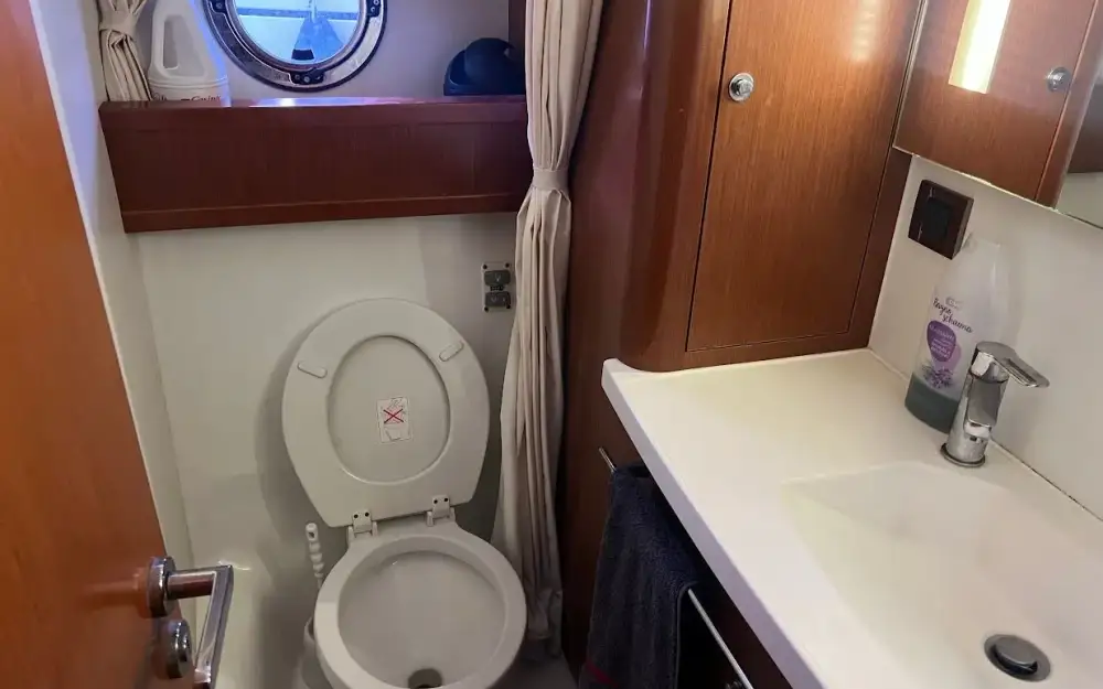 slider 16 Beneteau Swift Trawler 44