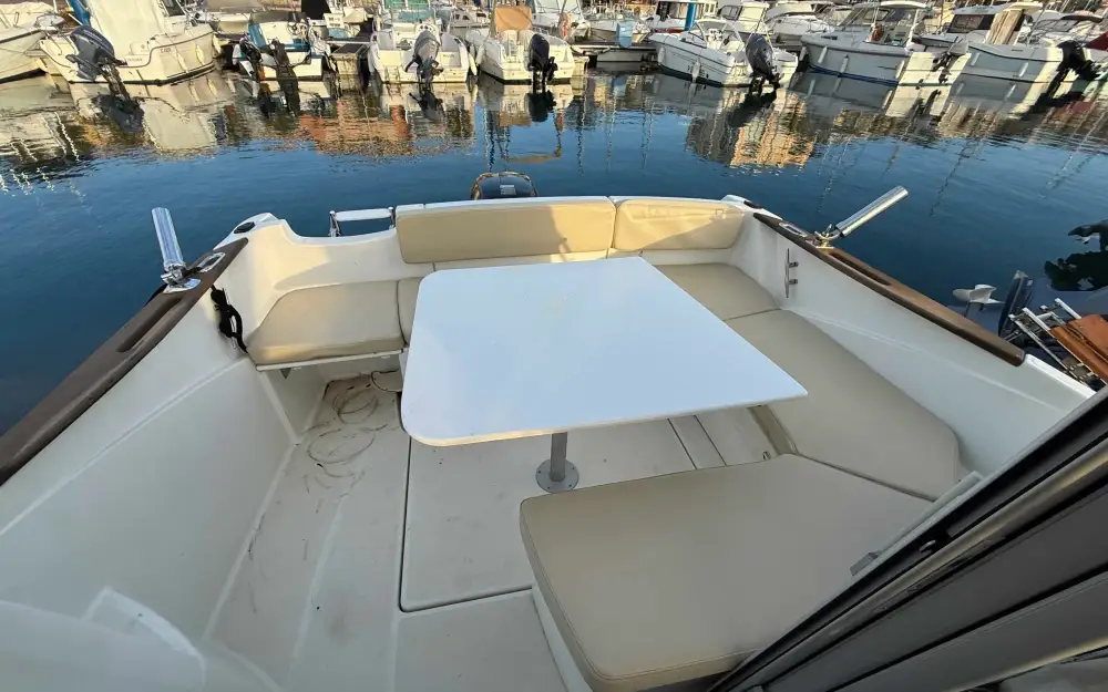 slider 6 Beneteau Antares 680