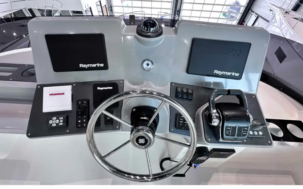 slider 14 Beneteau Swift Trawler 41 Fly