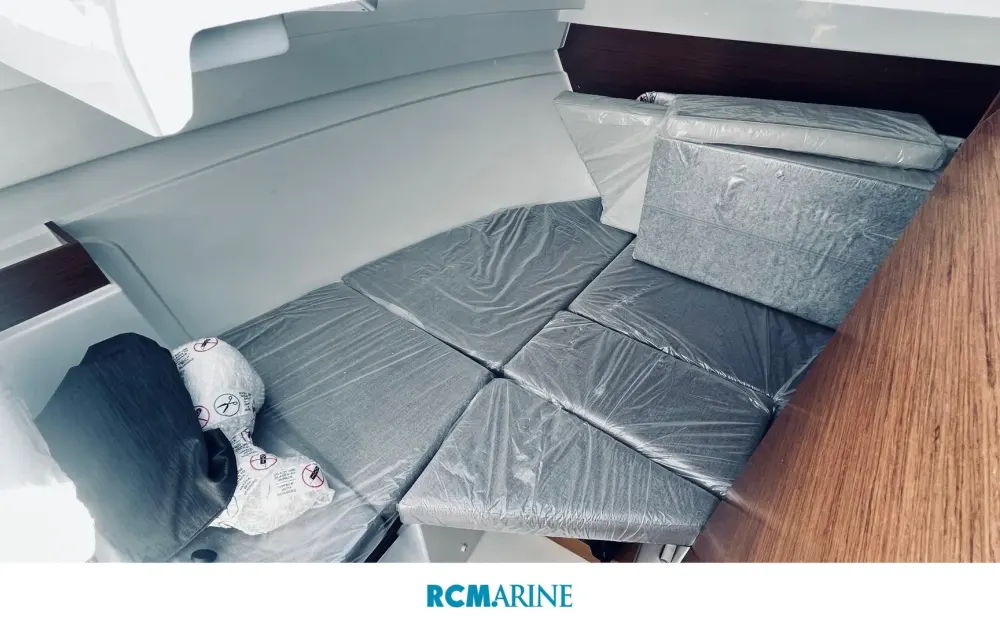 slider 8 Beneteau Antares 7 OB