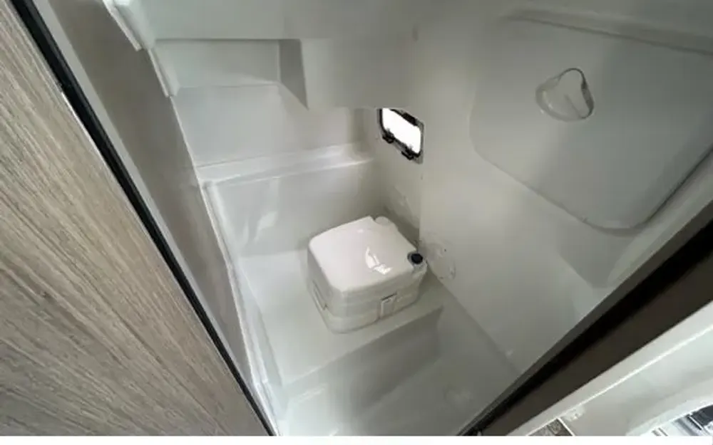 slider 11 Beneteau Flyer 8 SUNdeck