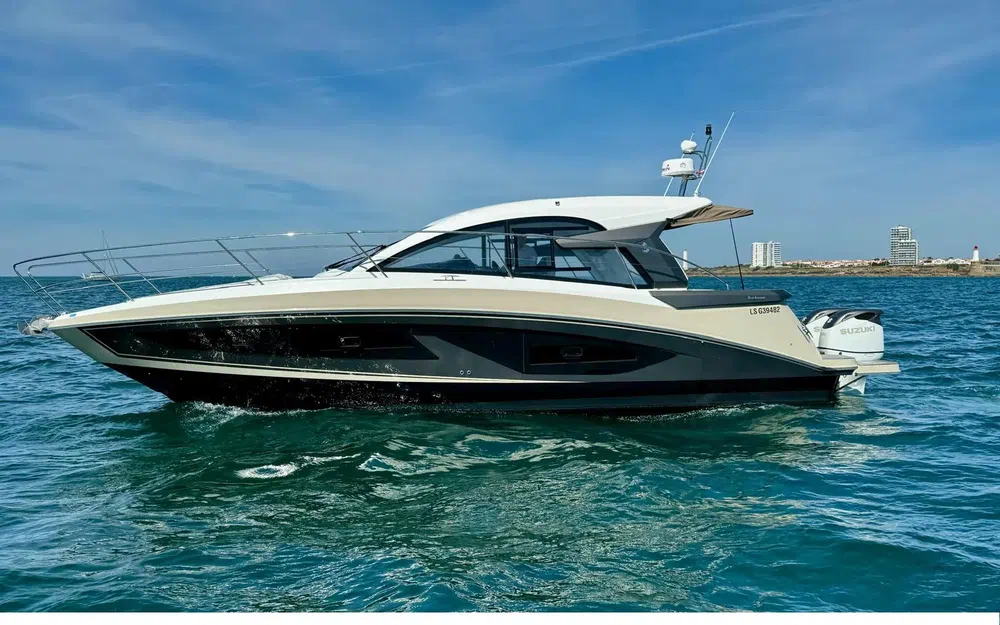 slider 0 Beneteau Gran Turismo 36