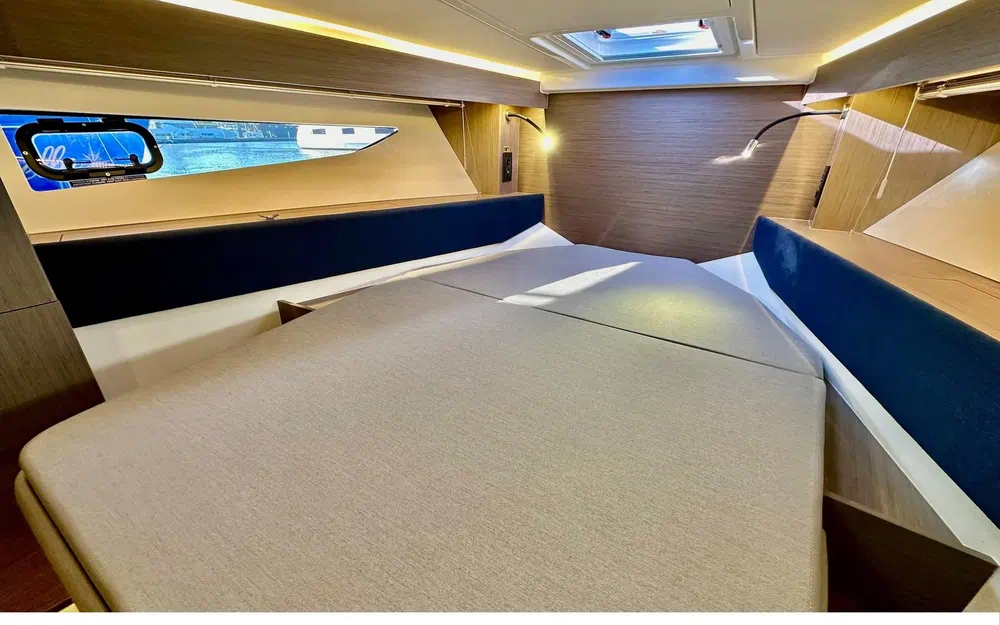 slider 14 Beneteau Gran Turismo 36