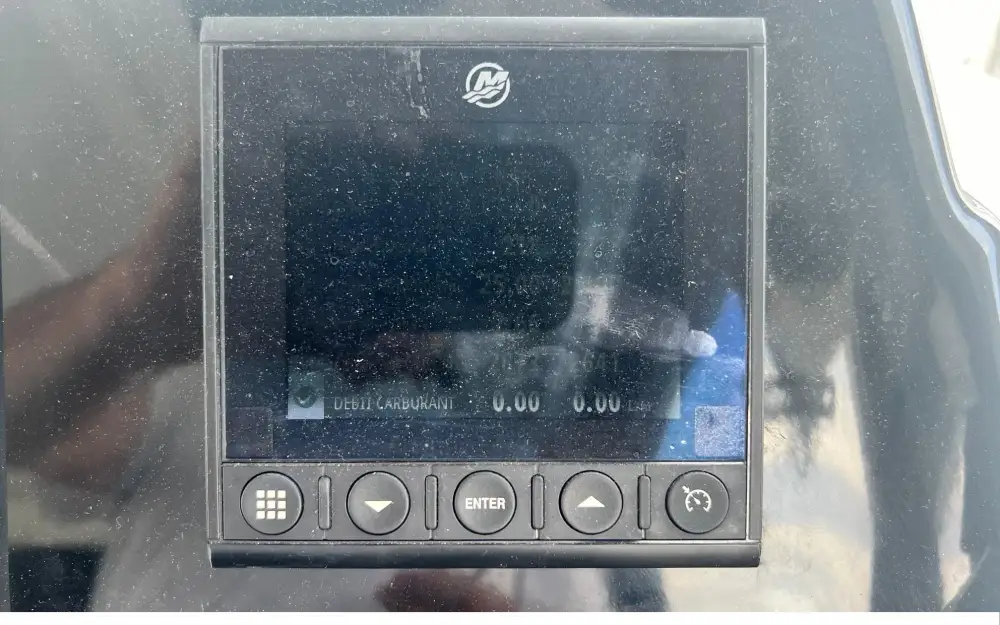 slider 6 Beneteau Antares 9 OB