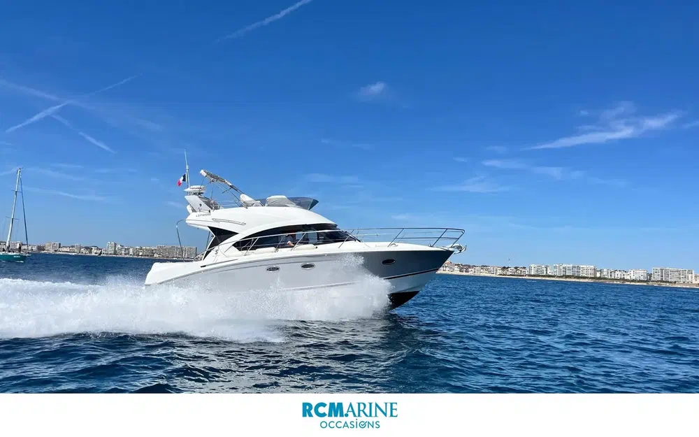 slider 0 Beneteau Antares 36