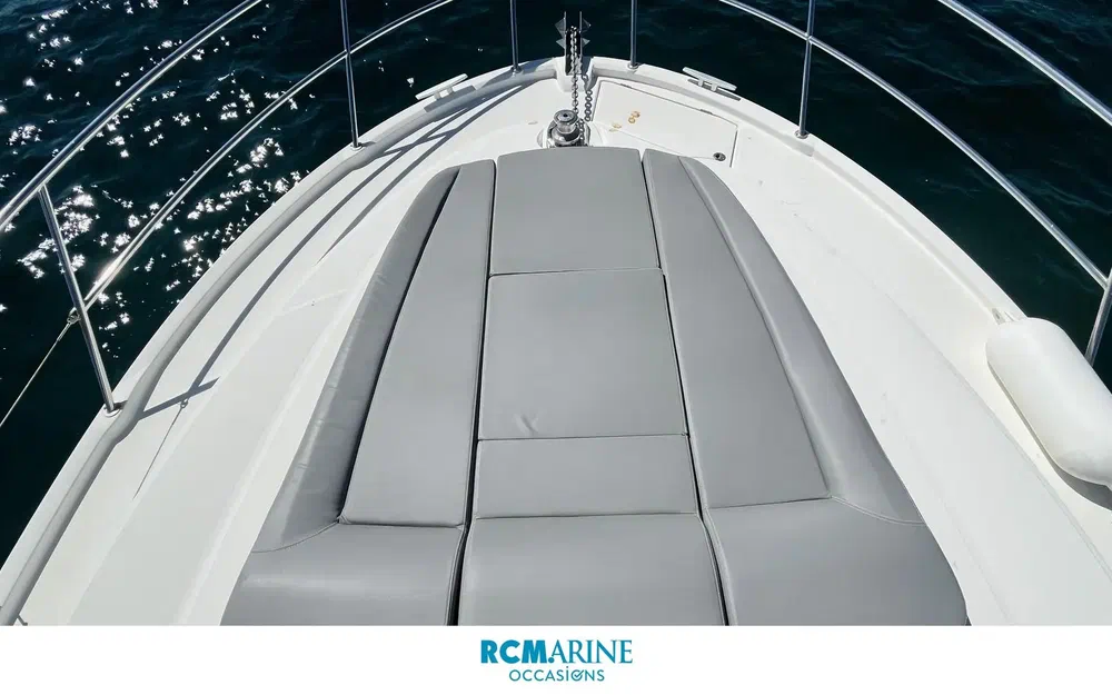 slider 12 Beneteau Antares 36