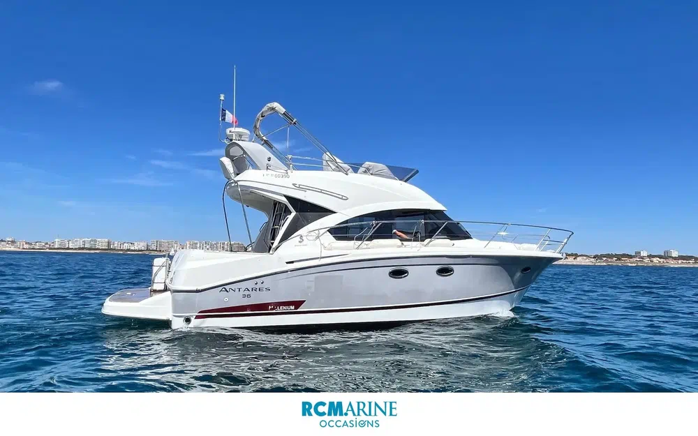 slider 1 Beneteau Antares 36