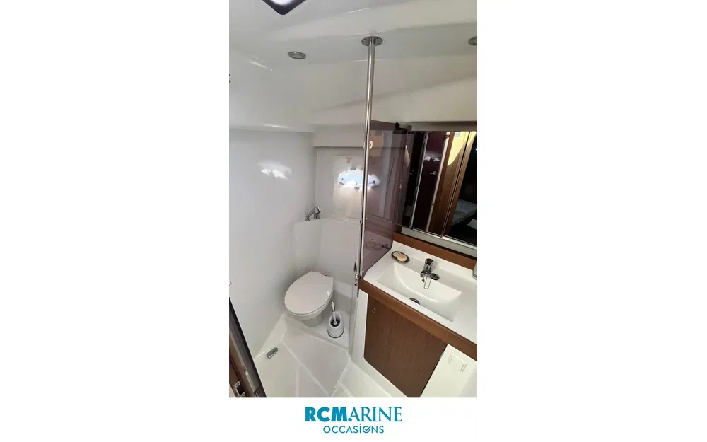 slider 30 Beneteau Antares 36