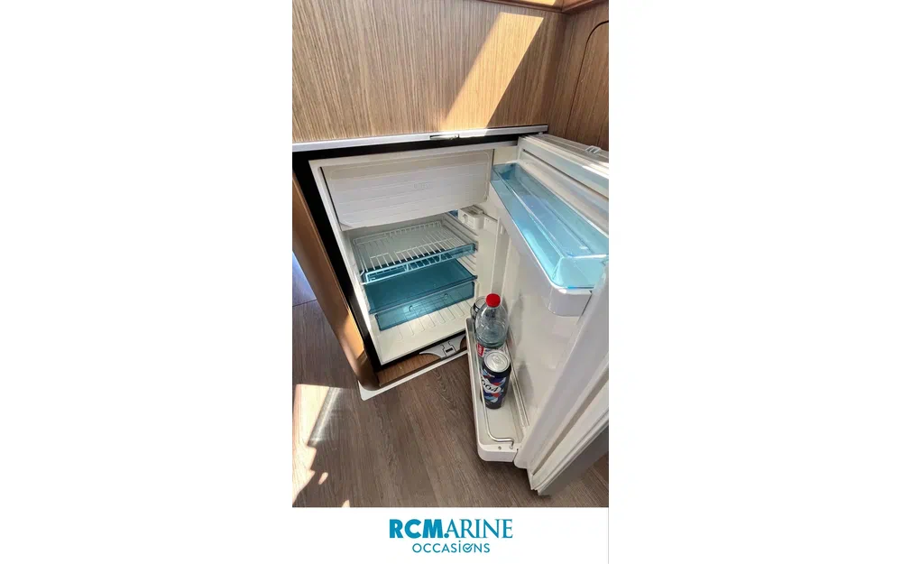 slider 31 Beneteau Antares 36