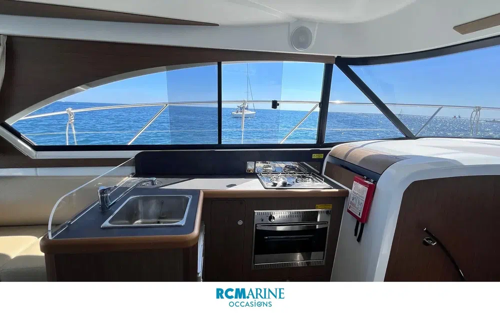 slider 3 Beneteau Antares 36