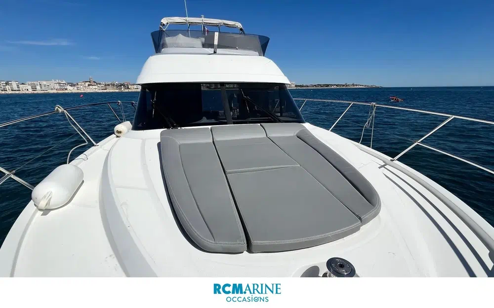 slider 4 Beneteau Antares 36