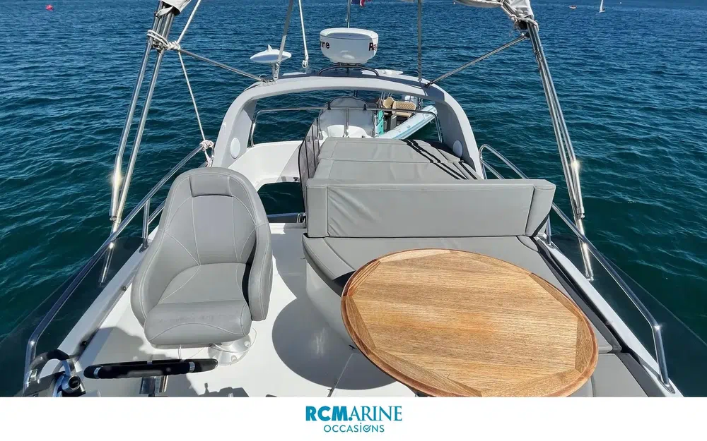 slider 6 Beneteau Antares 36