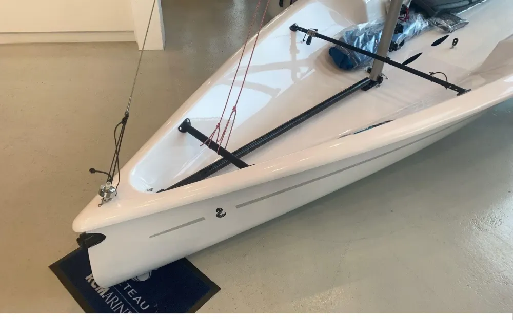 slider 7 Beneteau First 14