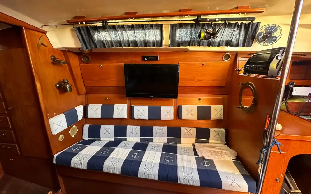 slider 15 Contest Yachts Contest 36