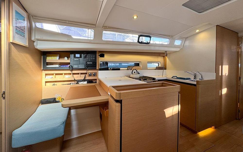 slider 1 Jeanneau Sun Odyssey 440