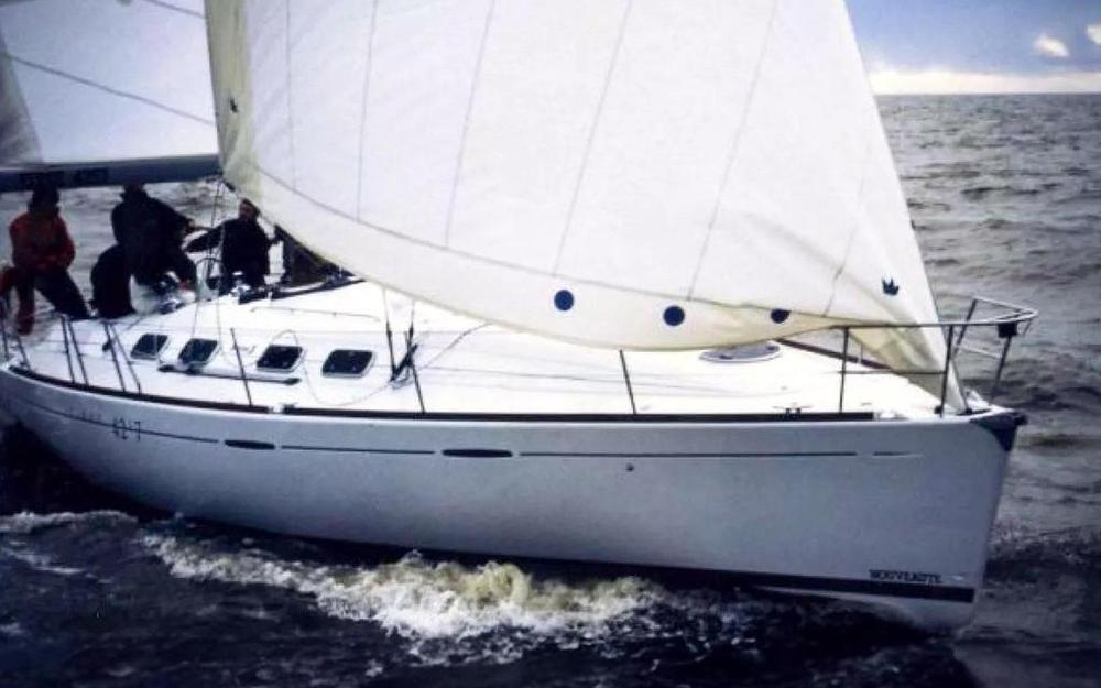 slider 0 Beneteau First 42 S7