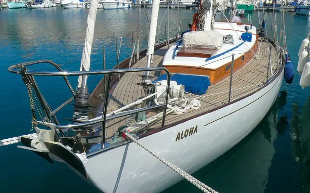 slider 8 Berthon Yachts Classique Plan Holman