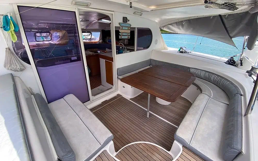 NautitechNautitech 40.2